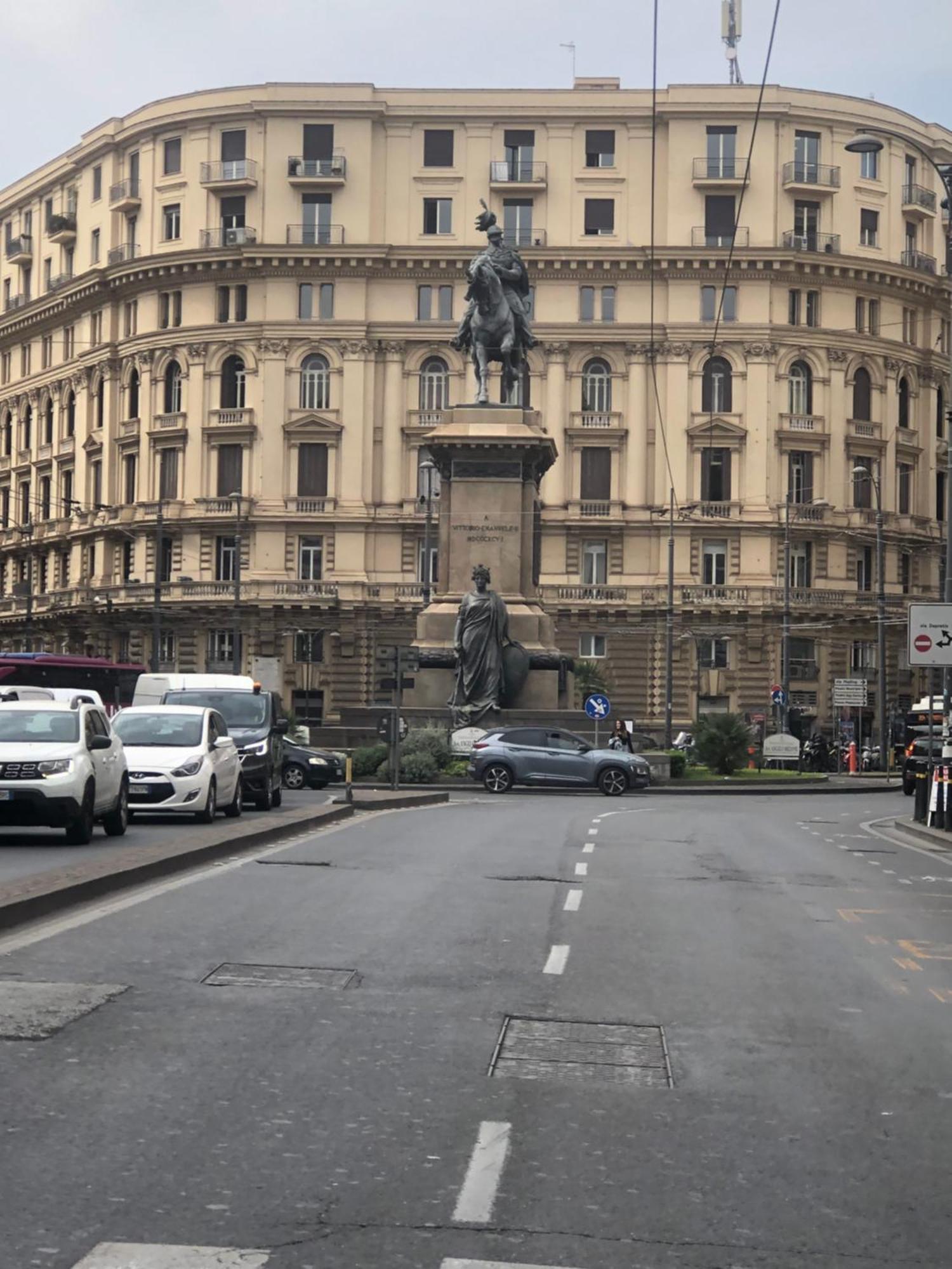 B&B Civico 22 Silvestre Napoli Esterno foto