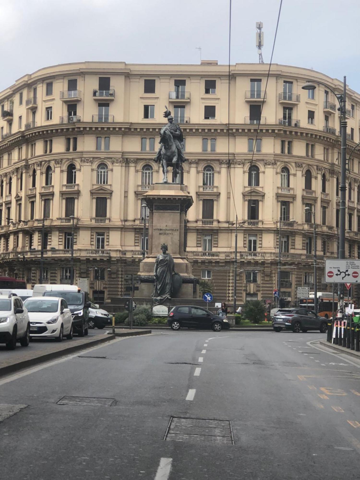 B&B Civico 22 Silvestre Napoli Esterno foto